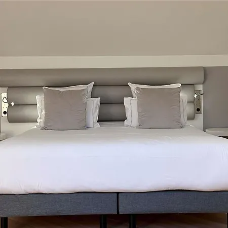 La Licorne & - Mgallery Collection Hotel *