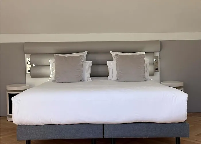 La Licorne & - Mgallery Collection Hotel *